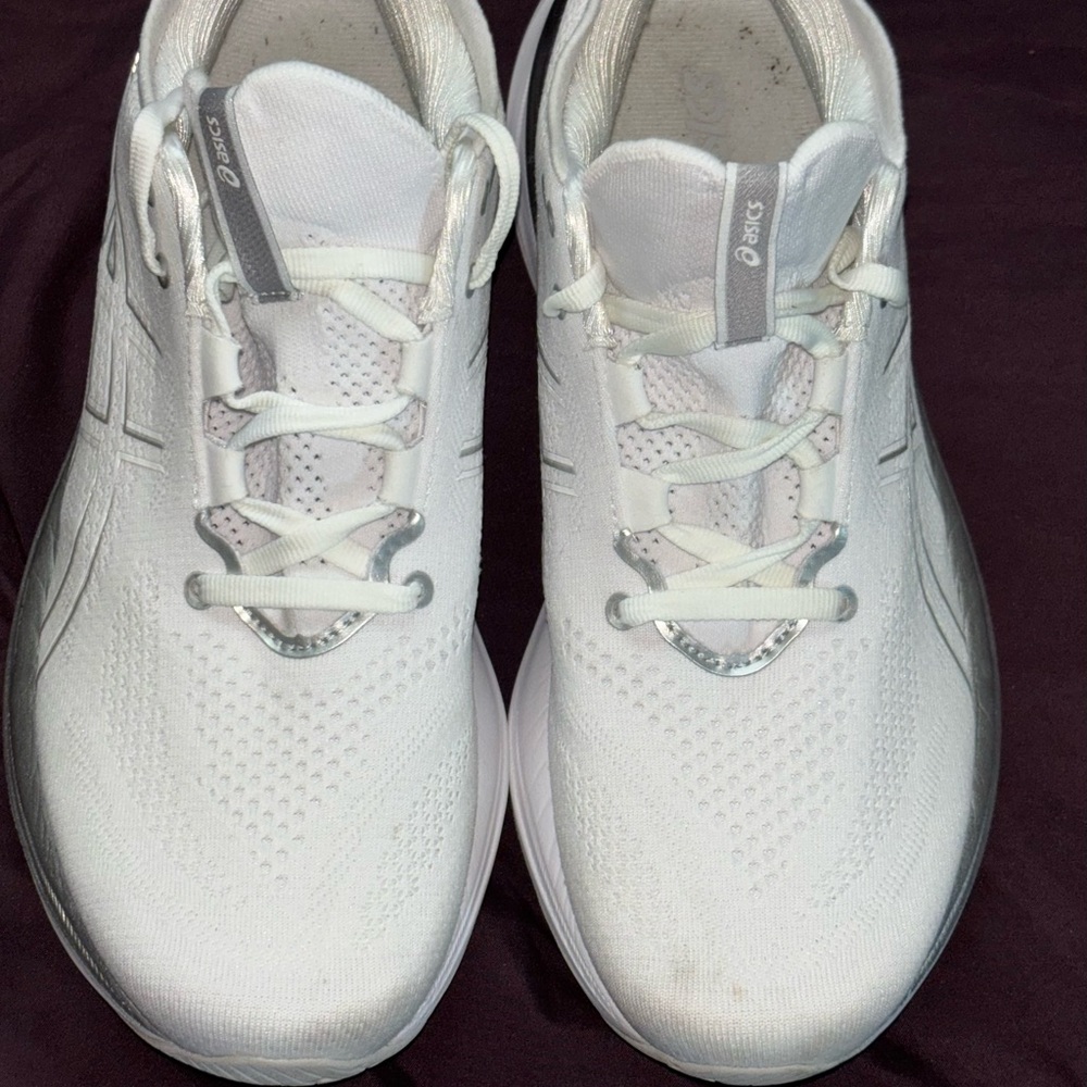 ASICS Gel-Nimbus 26